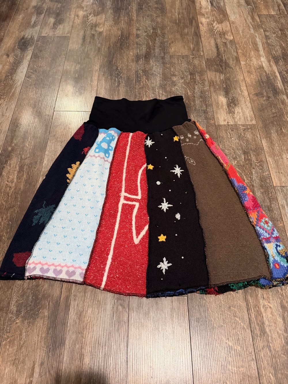 🌺Multicolor Patchwork Knit Circle Skirt with Black Waistband